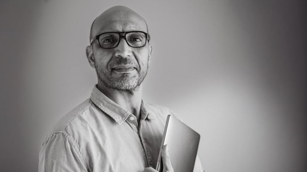 Khalid Kanouf, auteur, consultant et conférencier en adoption opérationnelle de l’IA